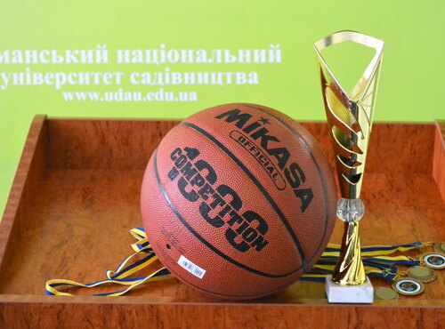 Чемпіонський кубок області з баскетболу в університеті!
