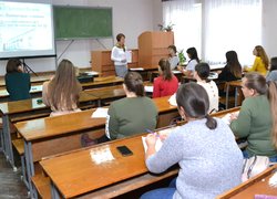Ті, хто заворожує серця студентів професійністю та любов’ю до справи: Дню вчителя присвячується