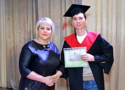 Випускникам Уманського національного університету садівництва вручили дипломи магістрів!