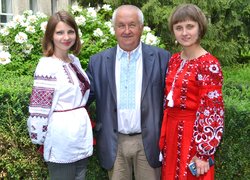 Вишиванку одягаємо – процвітання, щастя й успіх закликаємо