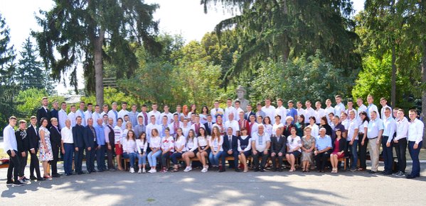 The staff of the Faculty of Agronomy during the solemn dedication of freshmen