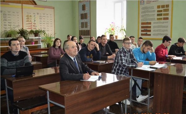 Open laboratory lesson at the Department of General Agriculture