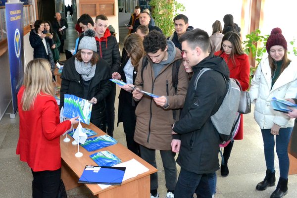 Ярмарок вакансій – дієва допомога у працевлаштуванні молодих фахівців