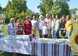 «Ти у мене єдина»: святкуємо 30 років Незалежності України
