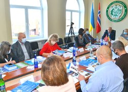 Консолідація освіти, влади та громадських організацій заради майбутнього