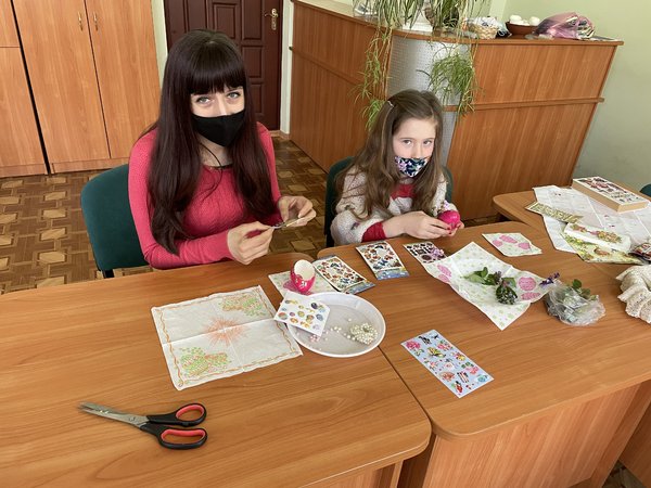 Традиційний майстер-клас з писанкарства