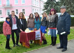 Писанковий сад розквітнув в Уманському НУС