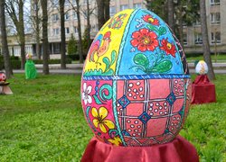 Писанковий сад розквітнув в Уманському НУС