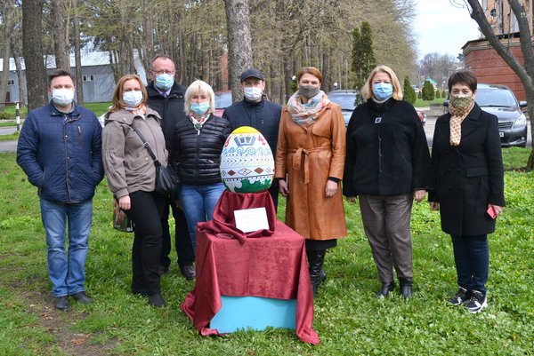 Писанковий сад розквітнув в Уманському НУС