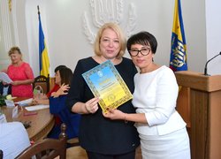 Ректор університету отримала нагороду з нагоди Дня міста
