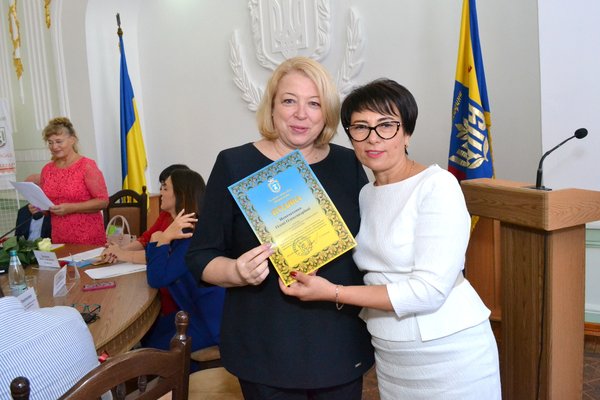 Ректор університету отримала нагороду з нагоди Дня міста