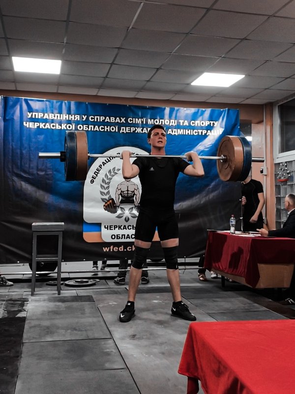 «Золотий» Чемпіонат важкоатлетів університету