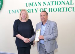 Науковці Уманського національного університету садівництва: тримаємо свій фланг оборони