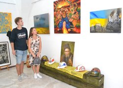 Реалії війни та мистецтво