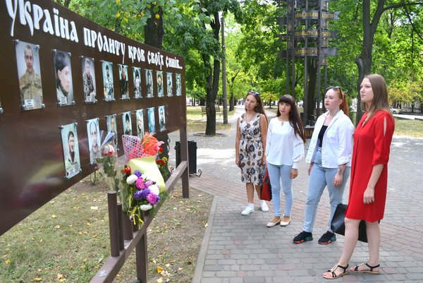 Реалії війни та мистецтво