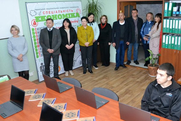 Розвиток сільського господарства через освіту: кафедра економіки УНУС і Corteva Agriscience в Україні реалізовують спільний грантовий проєкт