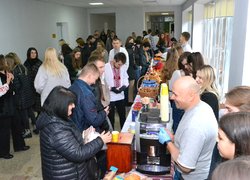Ярмарок благодійності на шляху до Перемоги