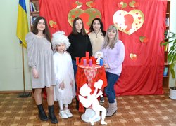 Хай квітує любов поміж нами!