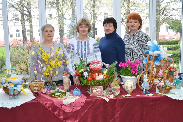 В університеті зібрали великодні кошики для Героїв