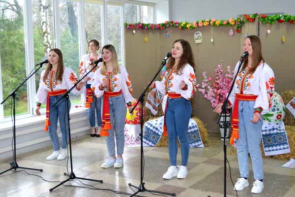 В університеті зібрали великодні кошики для Героїв
