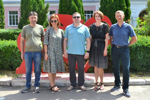 Крізь алеї часу: неформальна зустріч випускників Уманського національного університету садівництва
