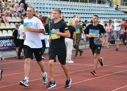 Колектив Уманського НУС взяв участь у забігу «Шаную воїнів, біжу за Героїв України» 