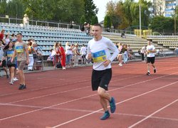 Колектив Уманського НУС взяв участь у забігу «Шаную воїнів, біжу за Героїв України» 