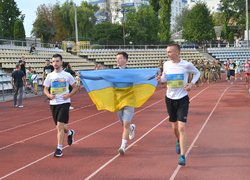 Колектив Уманського НУС взяв участь у забігу «Шаную воїнів, біжу за Героїв України» 
