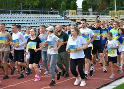Колектив Уманського НУС взяв участь у забігу «Шаную воїнів, біжу за Героїв України» 