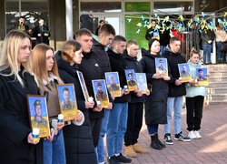 Схиляємо голови перед героїзмом і сміливістю Героїв