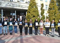 Схиляємо голови перед героїзмом і сміливістю Героїв