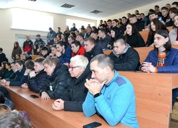 В Уманському національному університеті садівництва відбулась патріотична зустріч