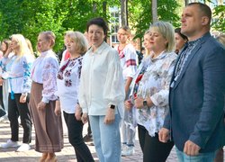 Колектив Уманського національного університету садівництва приєднався до святкування Дня вишиванки