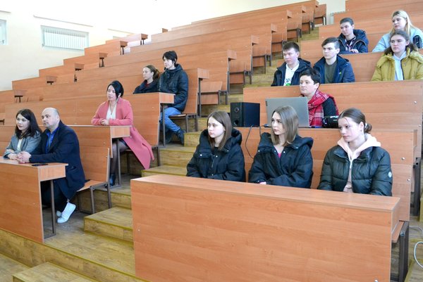 Час обирати своє майбутнє: випускники Буцької ТГ завітали в Уманський НУС