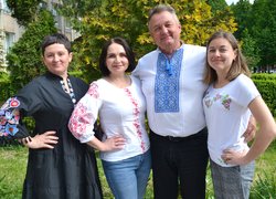 Колектив Уманського національного університету садівництва приєднався до святкування Дня вишиванки