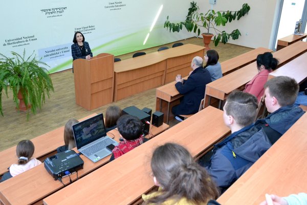 Час обирати своє майбутнє: випускники Буцької ТГ завітали в Уманський НУС
