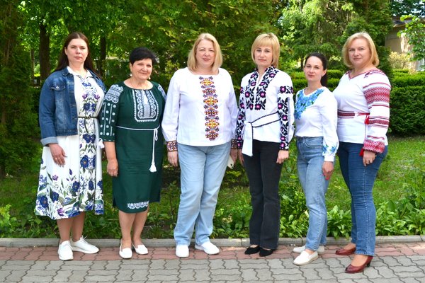 Колектив Уманського національного університету садівництва приєднався до святкування Дня вишиванки