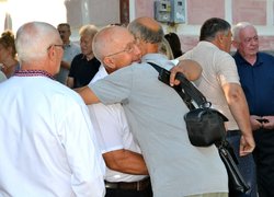 Відбулася традиційна, неофіційна в умовах воєнного стану, зустріч випускників університету минулих років.