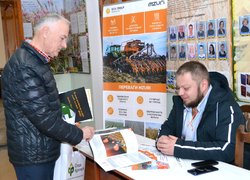 «Ефективні технології вирощування культур»: В Уманському національному університеті садівництва відбулася агро конференція 