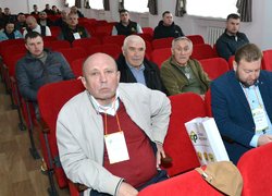 «Ефективні технології вирощування культур»: В Уманському національному університеті садівництва відбулася агро конференція 