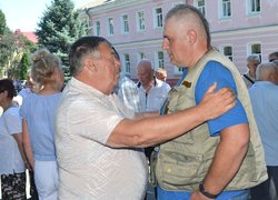 Відбулася традиційна, неофіційна в умовах воєнного стану, зустріч випускників університету минулих років.