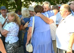 Відбулася традиційна, неофіційна в умовах воєнного стану, зустріч випускників університету минулих років.