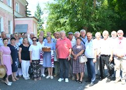 Відбулася традиційна, неофіційна в умовах воєнного стану, зустріч випускників університету минулих років.