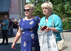 Відбулася традиційна, неофіційна в умовах воєнного стану, зустріч випускників університету минулих років.