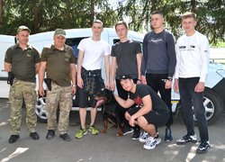 Колектив Уманського НУС познайомився з роботою поліцейських кінологів та їхніх вихованців 