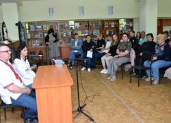 В Уманському НУС відбулася зустріч із захисником, поетом та земляком Сергієм БІДНЯЧУКОМ