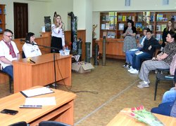 В Уманському НУС відбулася зустріч із захисником, поетом та земляком Сергієм БІДНЯЧУКОМ