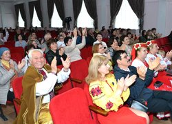 Благодійний фестиваль української пісні з нагоди 180-річчя Уманського національного університету садівництва пройшов під гаслом «З Україною в серці»
