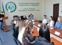 Активні студенти Уманського НУС зустрілись із адміністрацією університету садівництва
