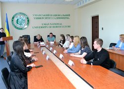 Активні студенти Уманського НУС зустрілись із адміністрацією університету садівництва